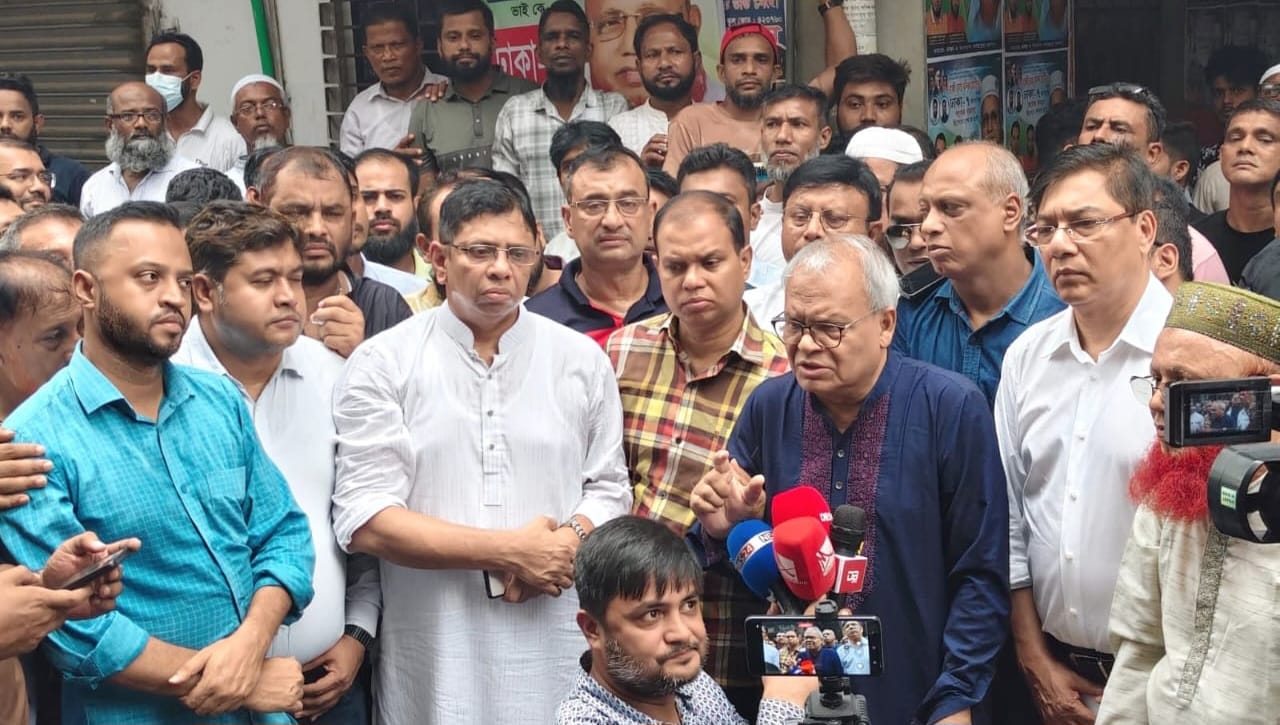 Obstructing democracy will only empower fascists: warns Rizvi  | Others