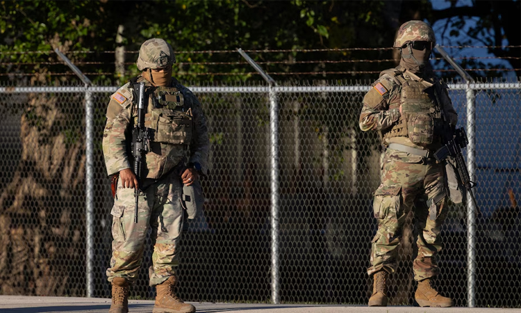 Court declines to lift block on National Guard in Chicago