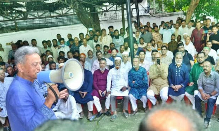 Unite, work together disregarding past grievances, Amir Khasru to BNP men