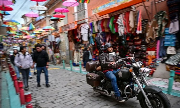 Crisis-hit Bolivia looks to the right for economic salvation