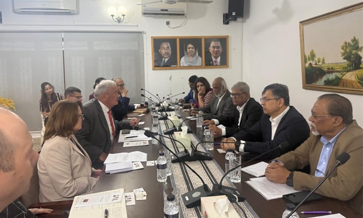 IRI delegation meets BNP