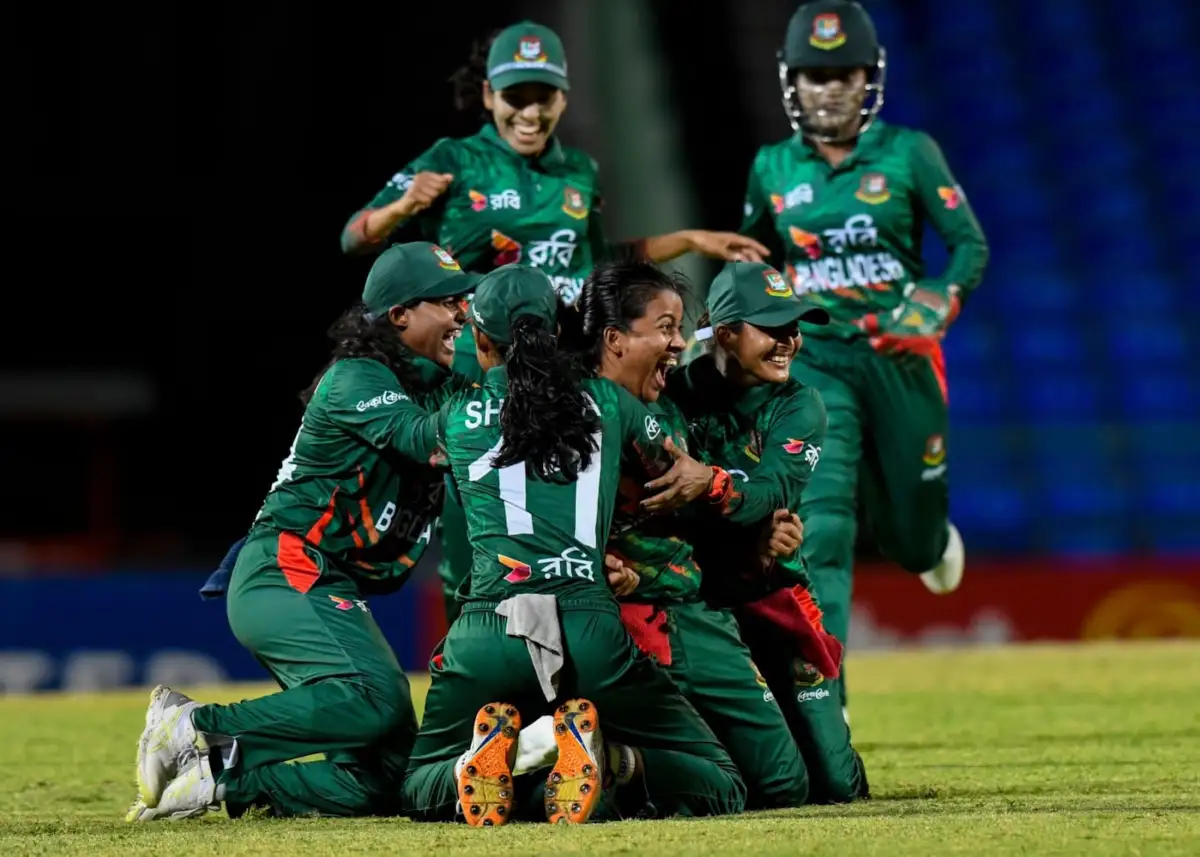 National women's football team reach Bangkok safely | Sports
