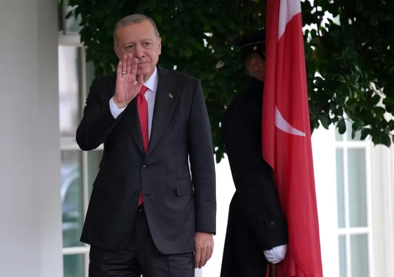 Erdogan heads to Doha eyeing Qatari Eurofighter jets