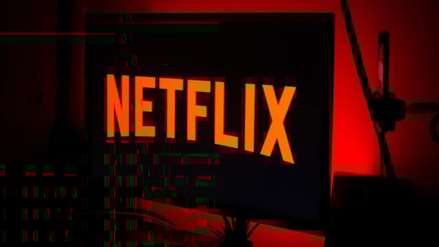 Netflix shares sink as quarterly profit misses mark