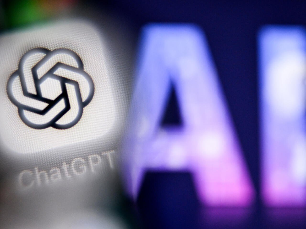 Online search a battleground for AI titans
