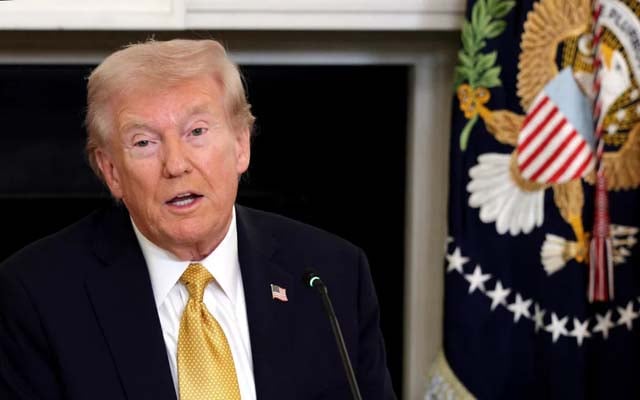 Trump heads to Asia and high-stakes meeting with Xi