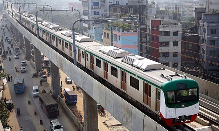 Metro rail service on Motijheel-Shahbagh section resumes