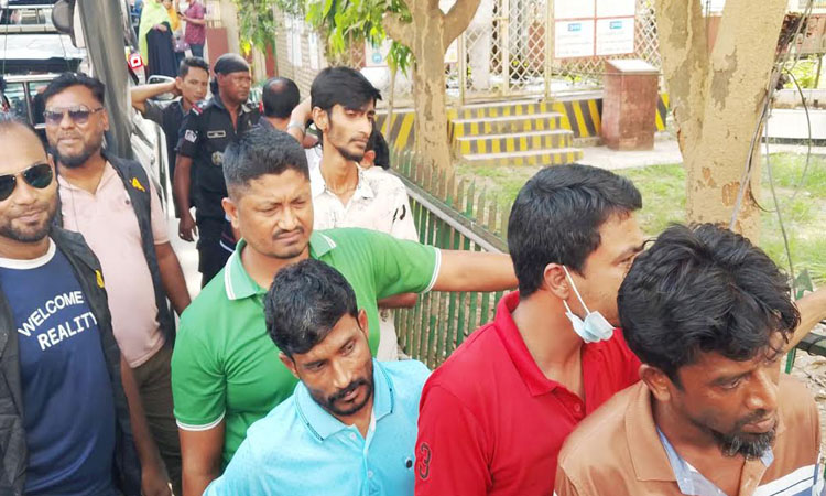 10 brokers sentenced to jail for harassing patients in Cumilla 