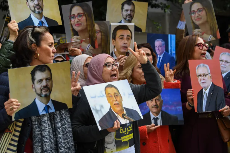 Lawyers decry 'violations' in mass appeal of Tunisia opposition