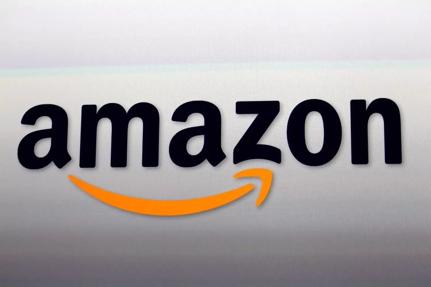 Amazon says cutting 14,000 jobs