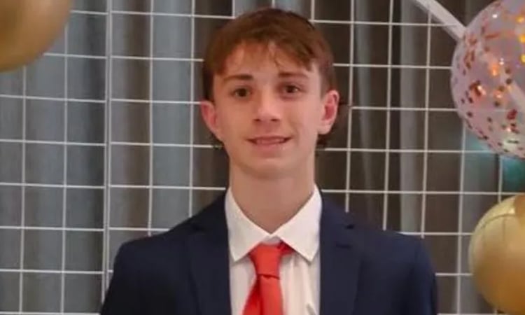 Teenage Australian cricketer dies after being hit by ball