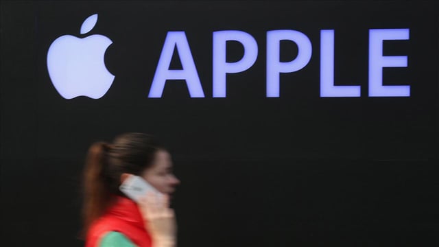 Sales of 'services' help Apple beat earnings forecasts