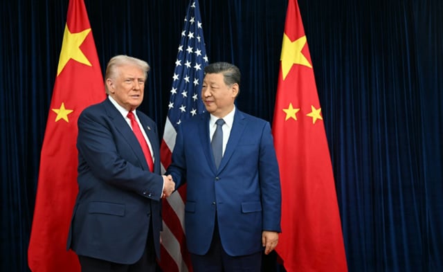 Stocks mostly fall as investors digest Trump-Xi talks, earnings