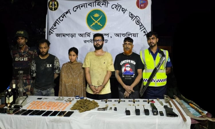 Four held with foreign pistol, drugs in Ashulia 