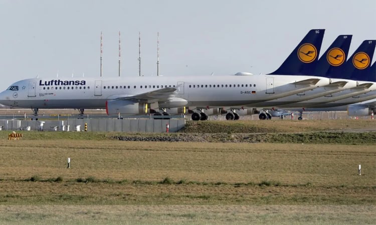 Flights resume at Berlin airport after drone scare