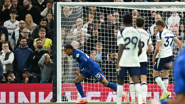 Joao Pedro strikes at last as Chelsea edge past Spurs