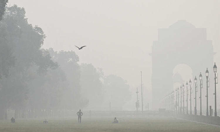 India's cloud seeding trials 'costly spectacle'