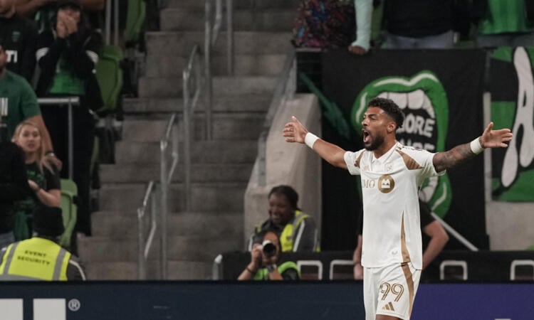 Bouanga brace as LAFC beats Austin 4-1 to advance in MLS Cup playoffs