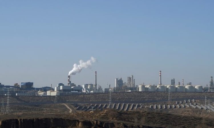 Biggest emitter, record renewables: China's climate scorecard