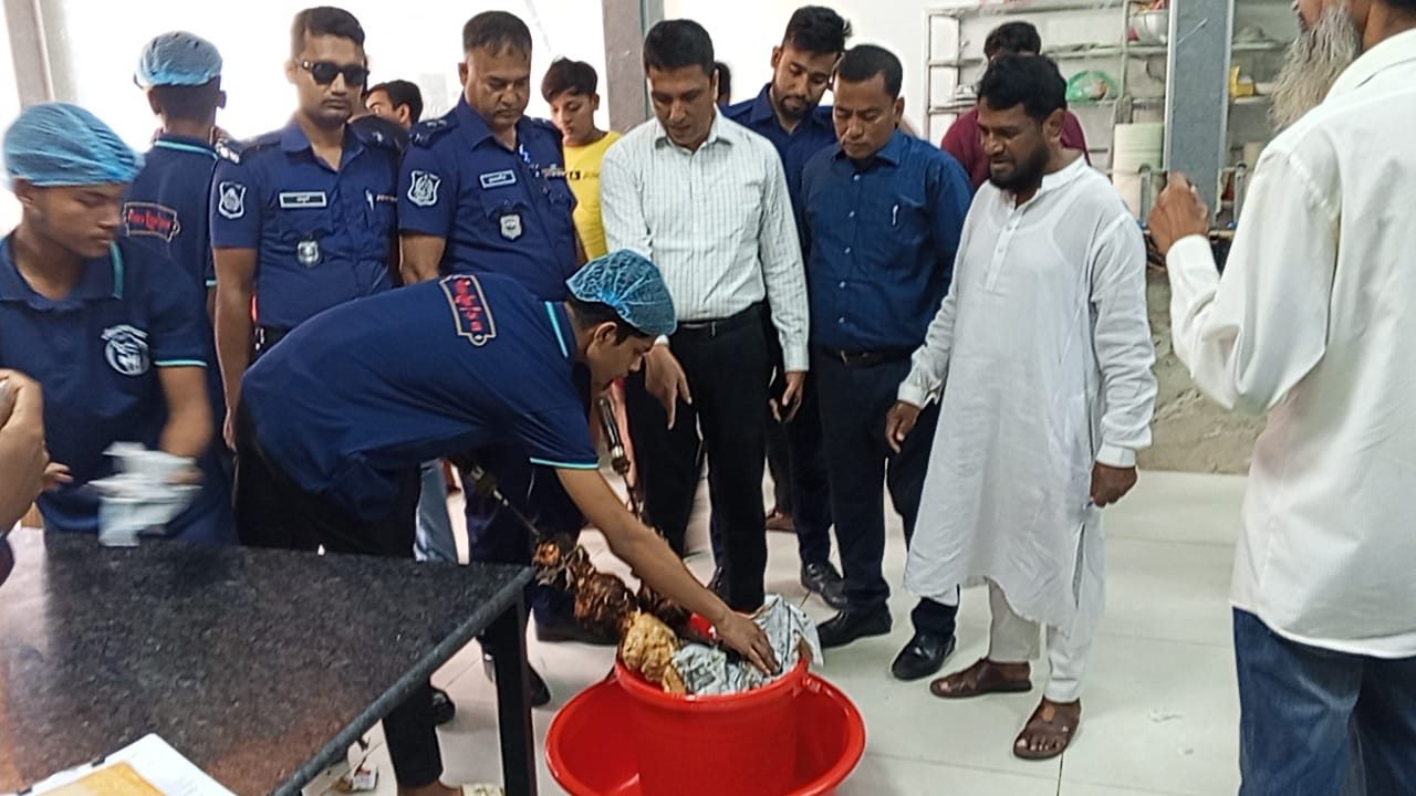 Consumer rights drives in Khulna realize Tk 1.61 lakh in fines