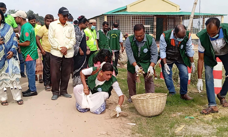 Cleanliness drive held in Jamalpur