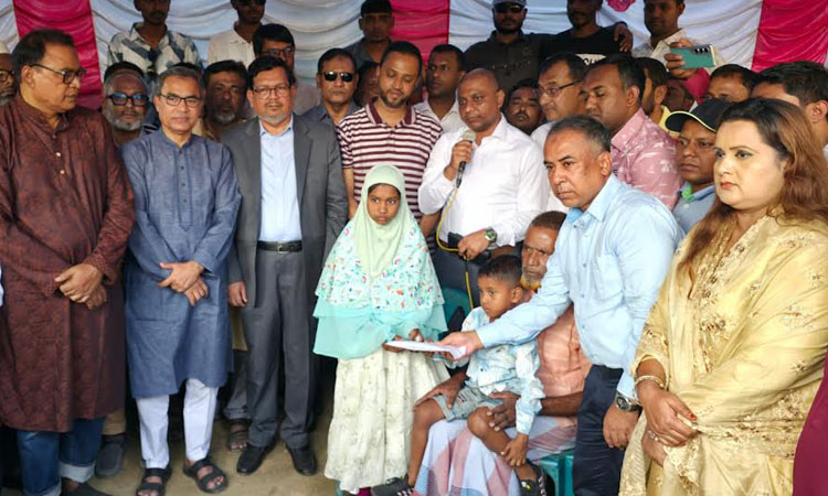 Tarique Rahman takes responsibility for two orphan siblings in Pabna
