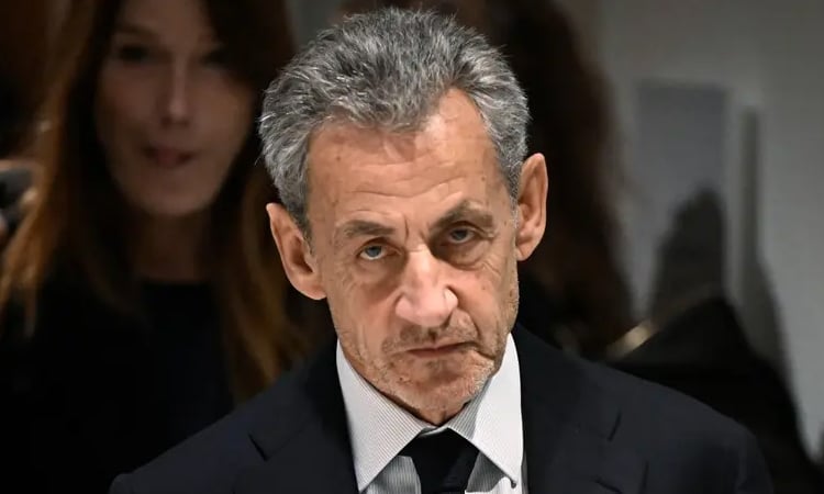 French prosecutors request Sarkozy's release from jail pending appeal