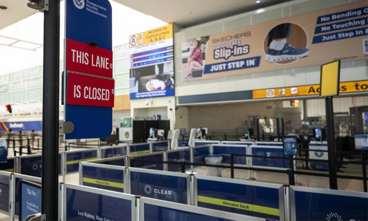 Trump threatens air traffic controllers over shutdown absences