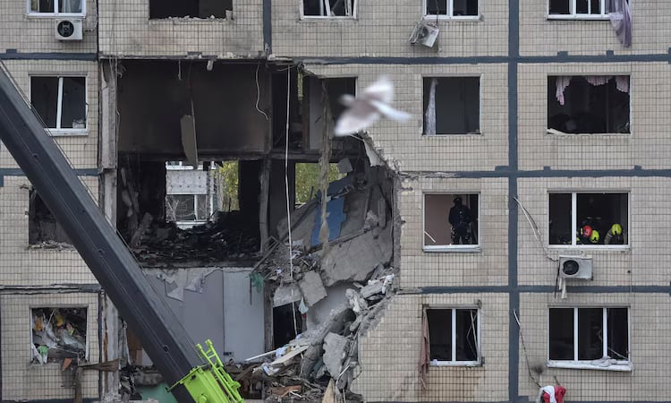 Russian drone attacks kill one in eastern Ukraine