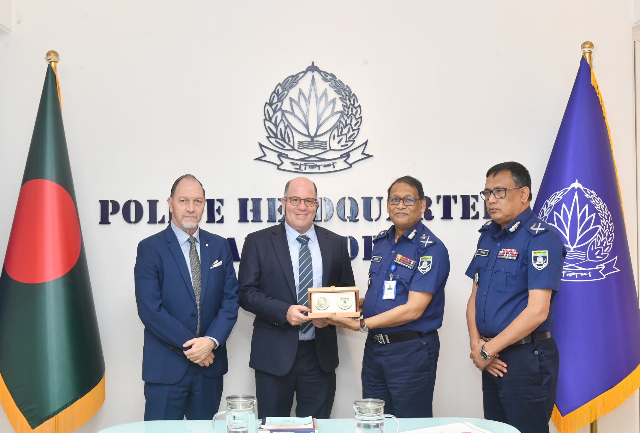 ICRC delegation meets IGP 
