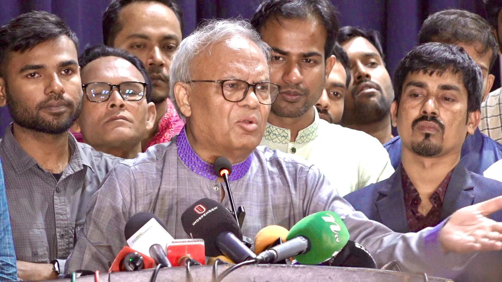 AL using looted money to create anarchy in country: Rizvi