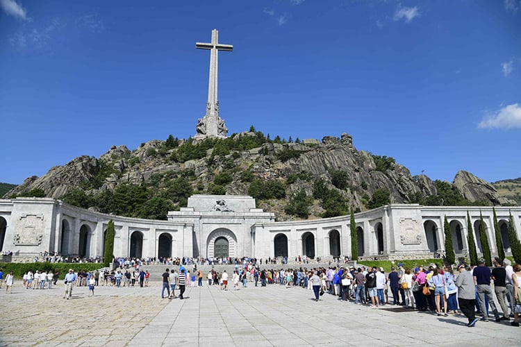 Spain unveils plan to remodel contested Franco monument