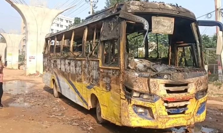 Masked miscreants set fire to bus in Ashulia, fire bullets to create panic