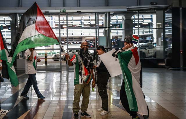South Africa lets 153 Palestinians disembark after 12 hours on plane