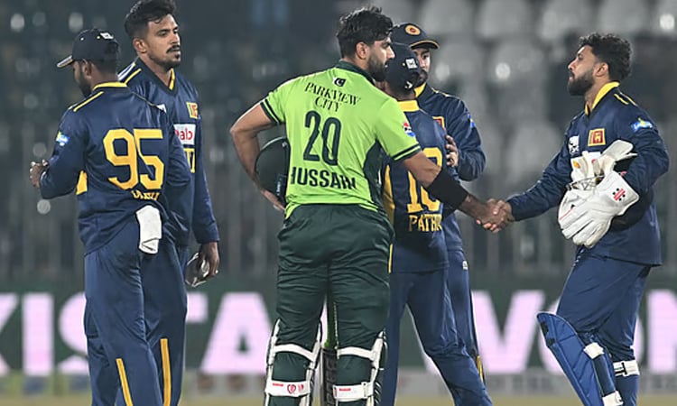 Clinical Pakistan whitewash Sri Lanka 3-0 in ODI series