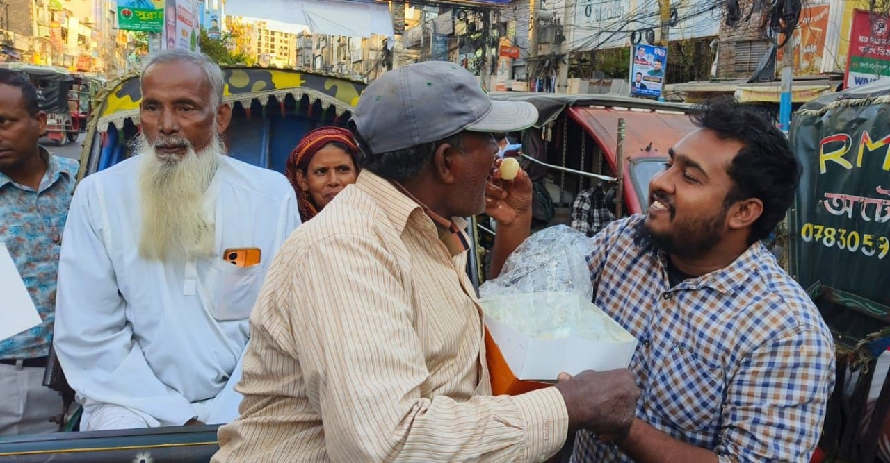Sweets distributed in Rajshahi welcoming verdict against Hasina