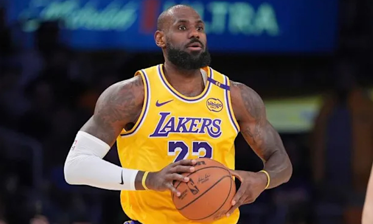 James set to make NBA season debut for Lakers after injury: reports