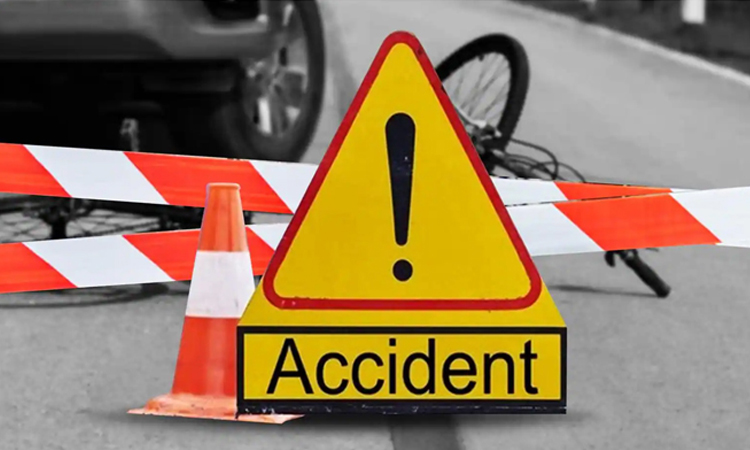 Truck driver killed in Feni road accident