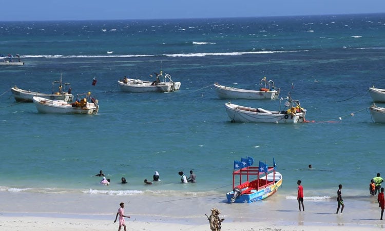 Sun, sea, sand... In Somalia Tourism trickles in despite insecurity