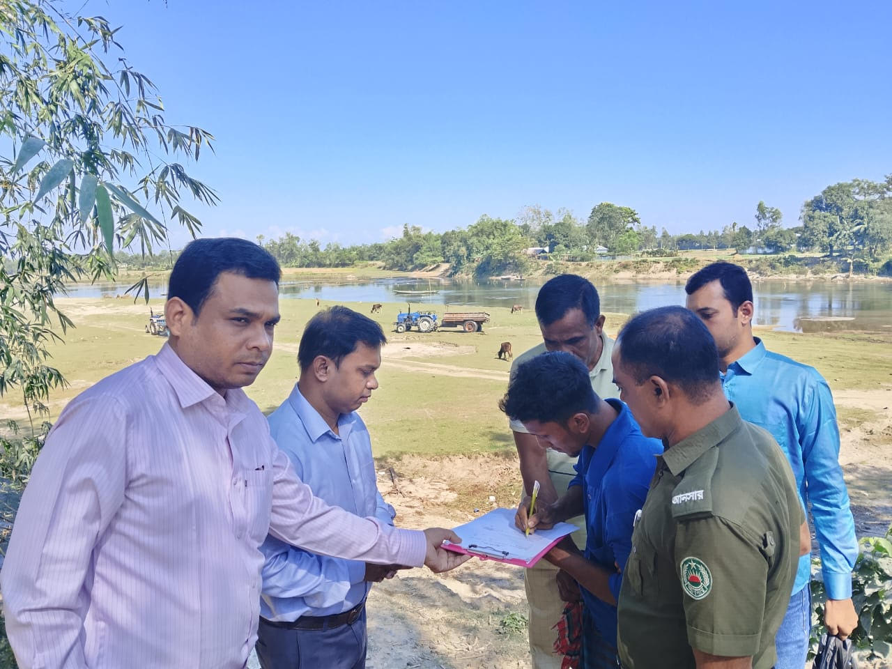 3 jailed for illegal sand extraction in Lalmonirhat