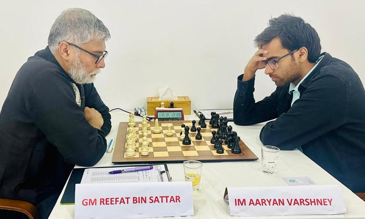 Indian IM Aaryan maintains solo lead 