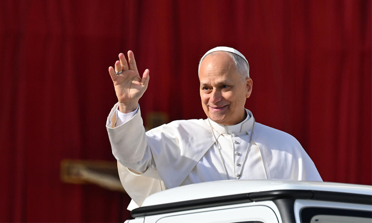 Pope heads to Turkey, Lebanon in first overseas trip