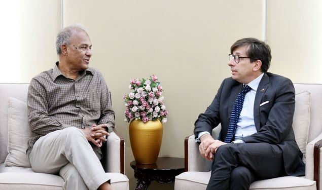 Jahangir seeks France support to strengthen fire service capacity