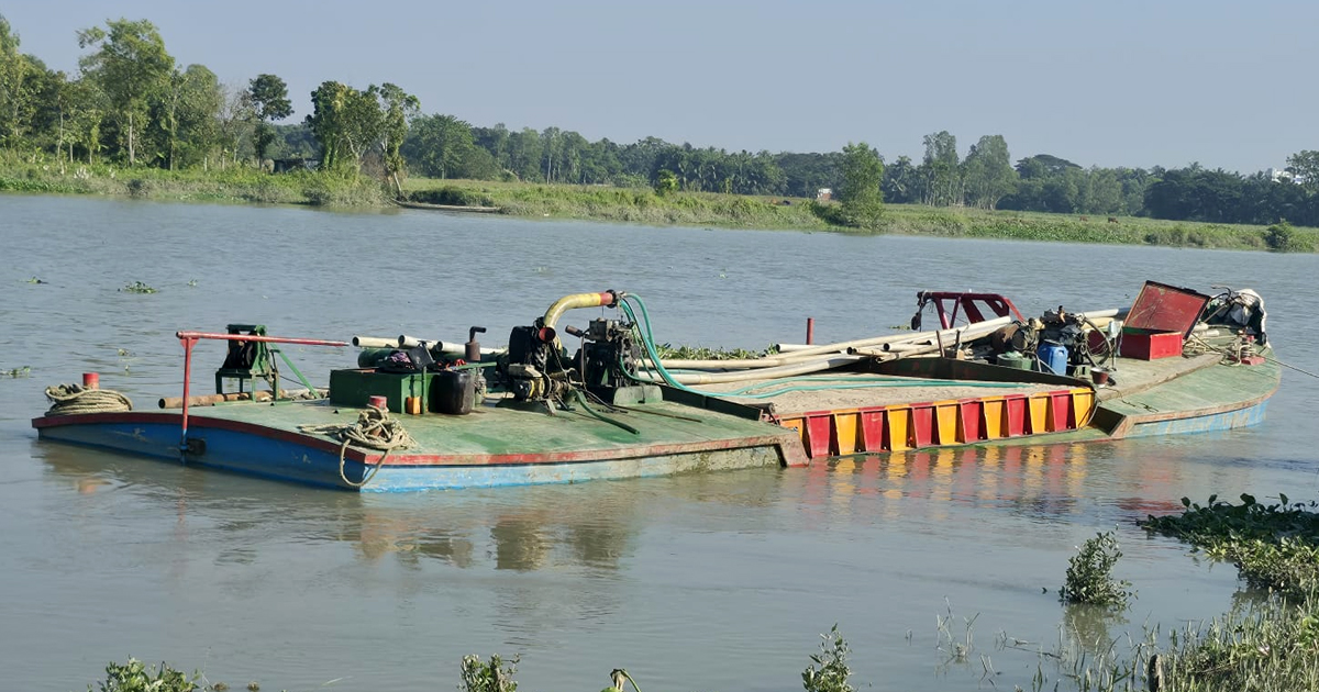 Three individuals penalised for illegal sand extraction in Halda River