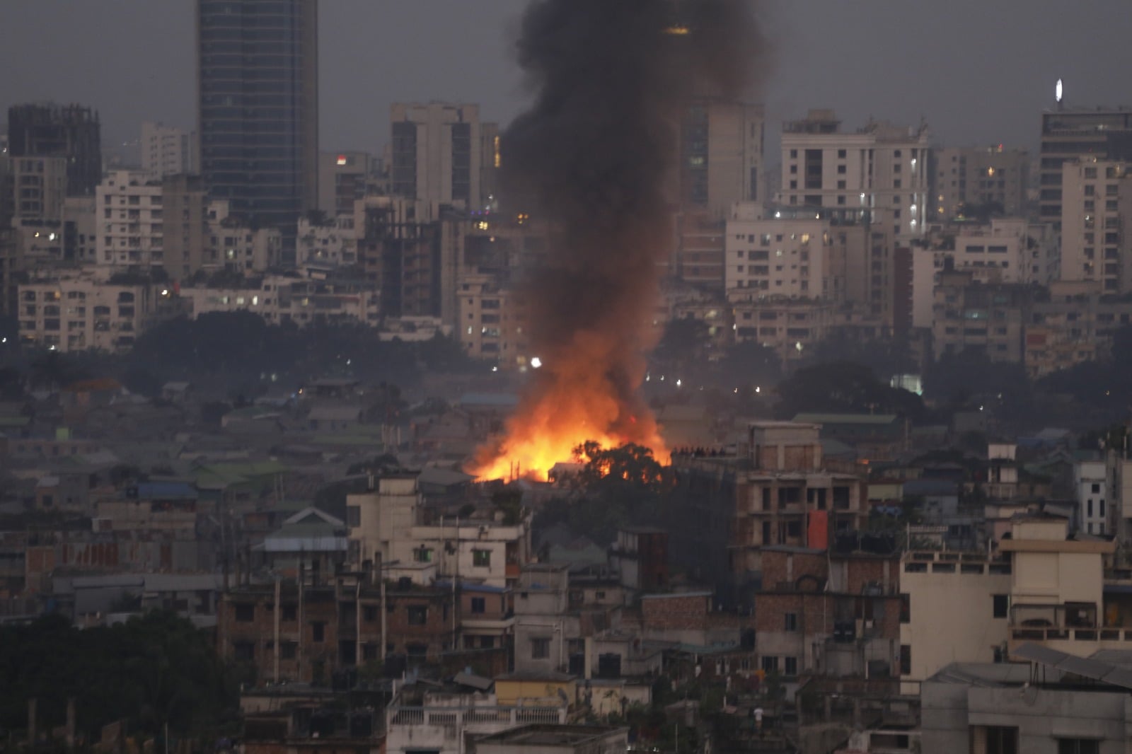 Fire erupts in capital’s Korail Slum