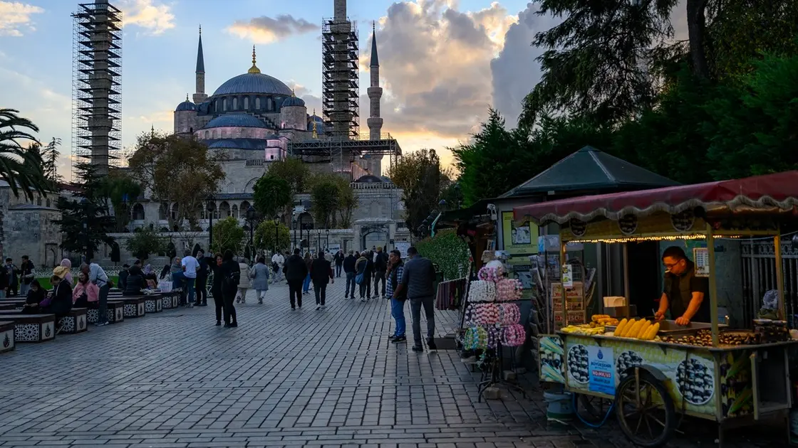 Insecticide believed behind deaths of tourist family in Istanbul: media