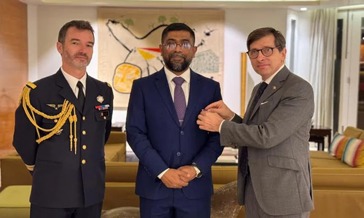 Bangladeshi army officer awarded French ‘National Defense Medal-Gold’
