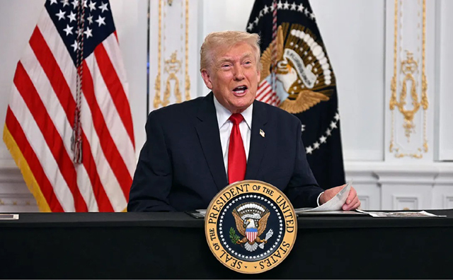 Trump says 'soon' to begin stopping Venezuela drug trafficking 'by land'