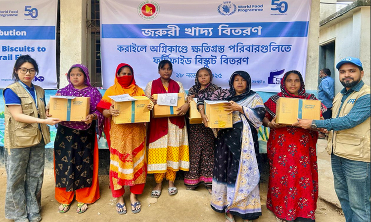 WFP provides food assistance to fire-affected families in Karail slum