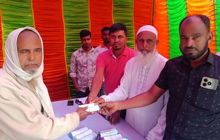 Over 200 distressed eye patients receive free glasses in Jhenaidah